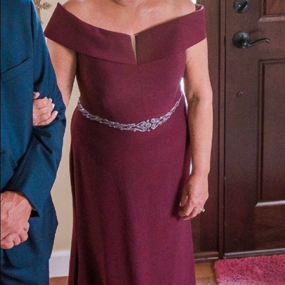 jade couture Dresses & Skirts - Formal dress used for mother of the bride